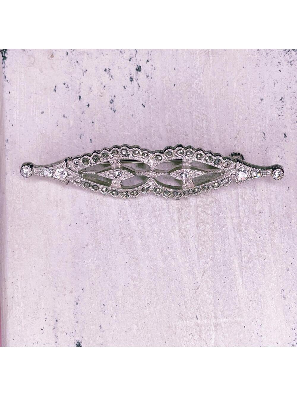 81. Faux Marcasite 1928 Silvertone Bar Brooch
